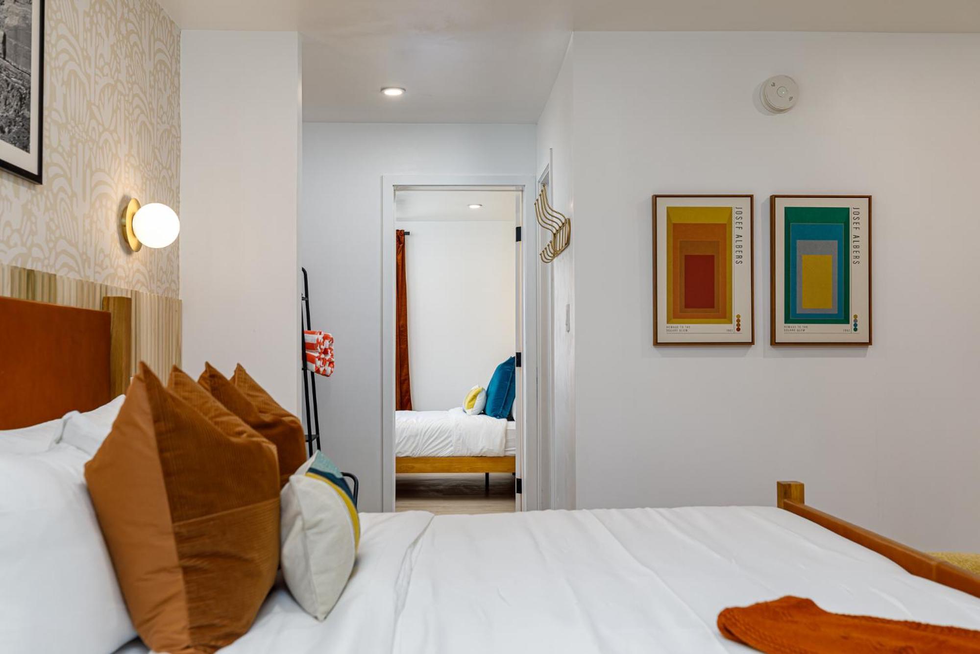 Deluxe King Suite,1580038148:JPEG