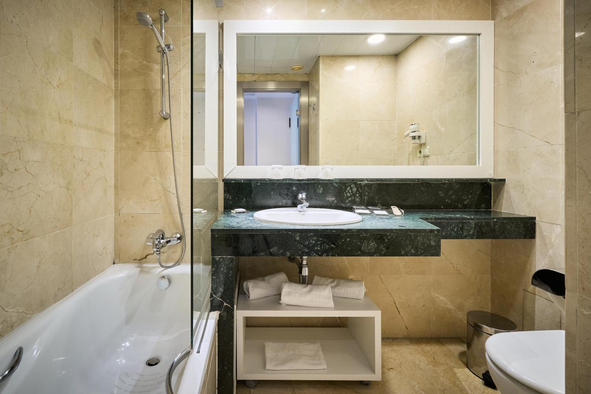 Habitación Familiar (2 adultos y 2 niños)