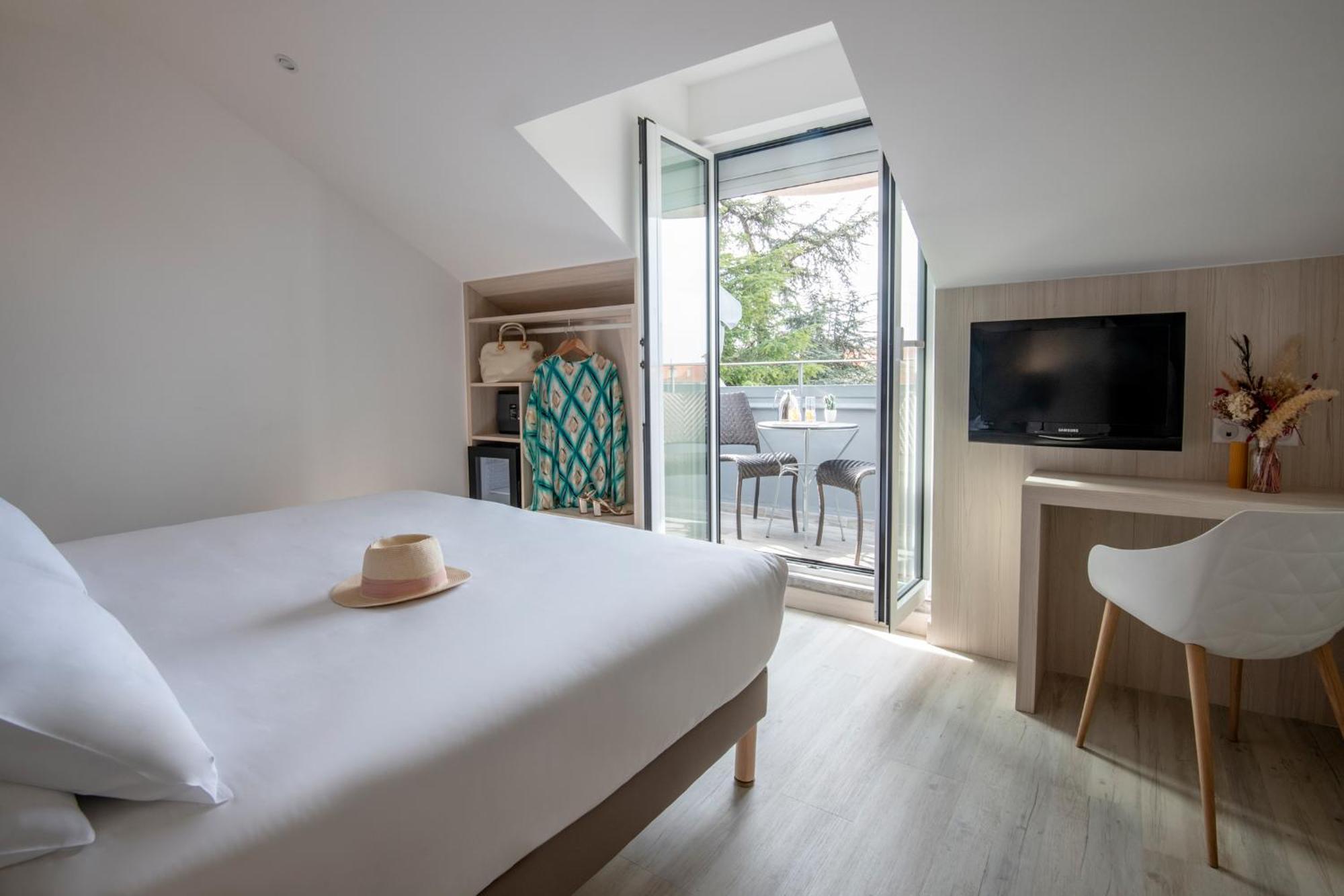 Double Room Balcony
