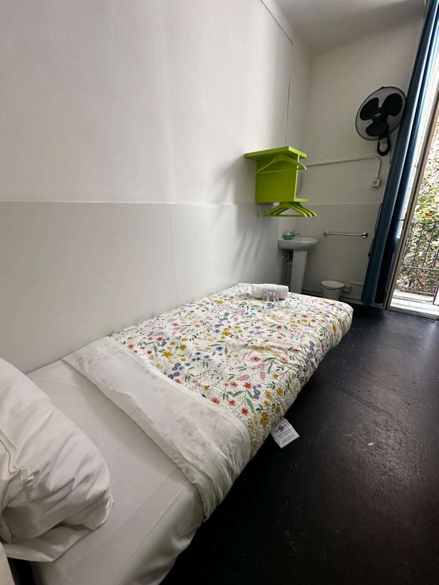 Single Room Balcony