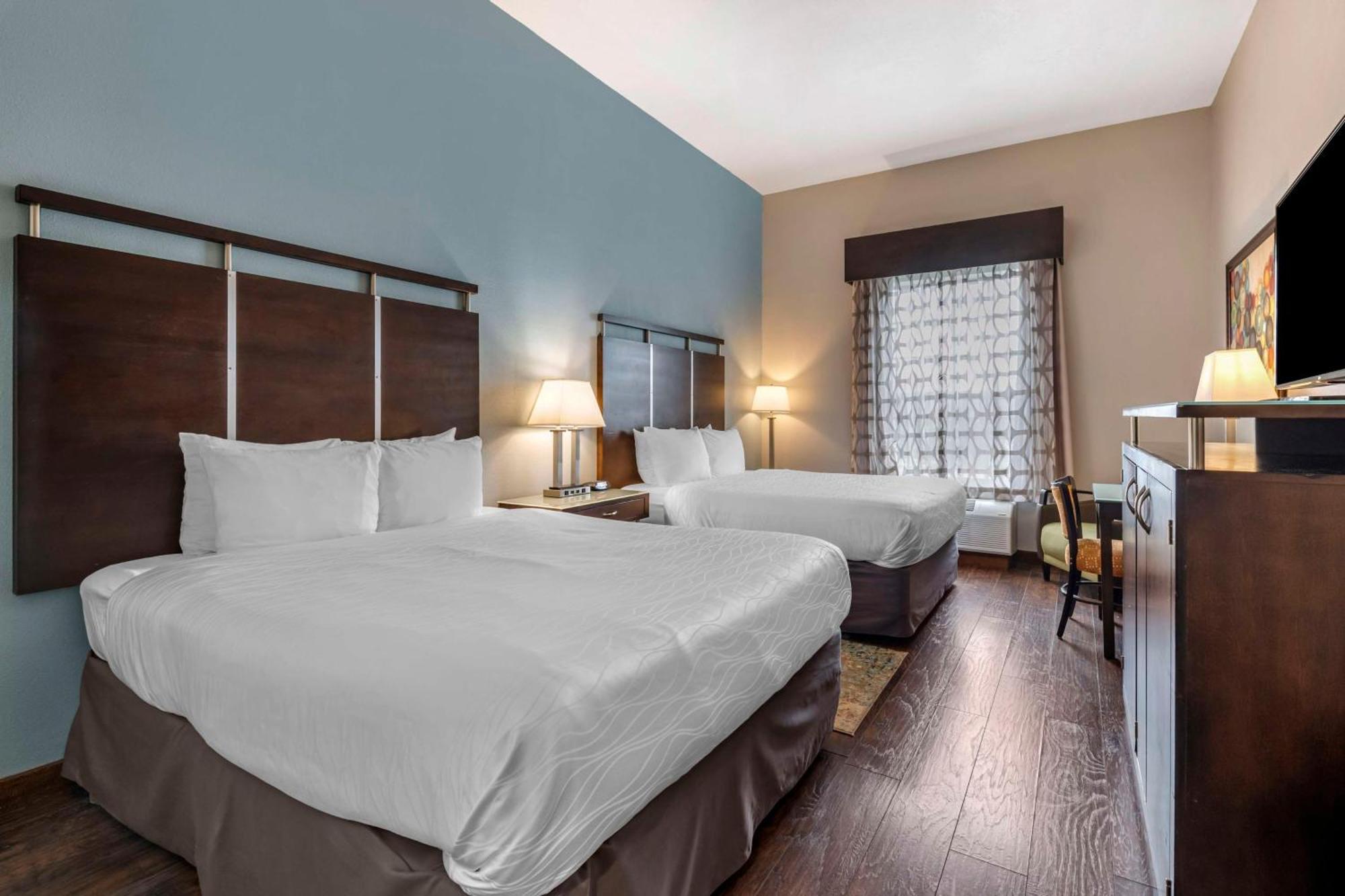 Queen Room Two Queen Beds Disability Access or Bath Tub