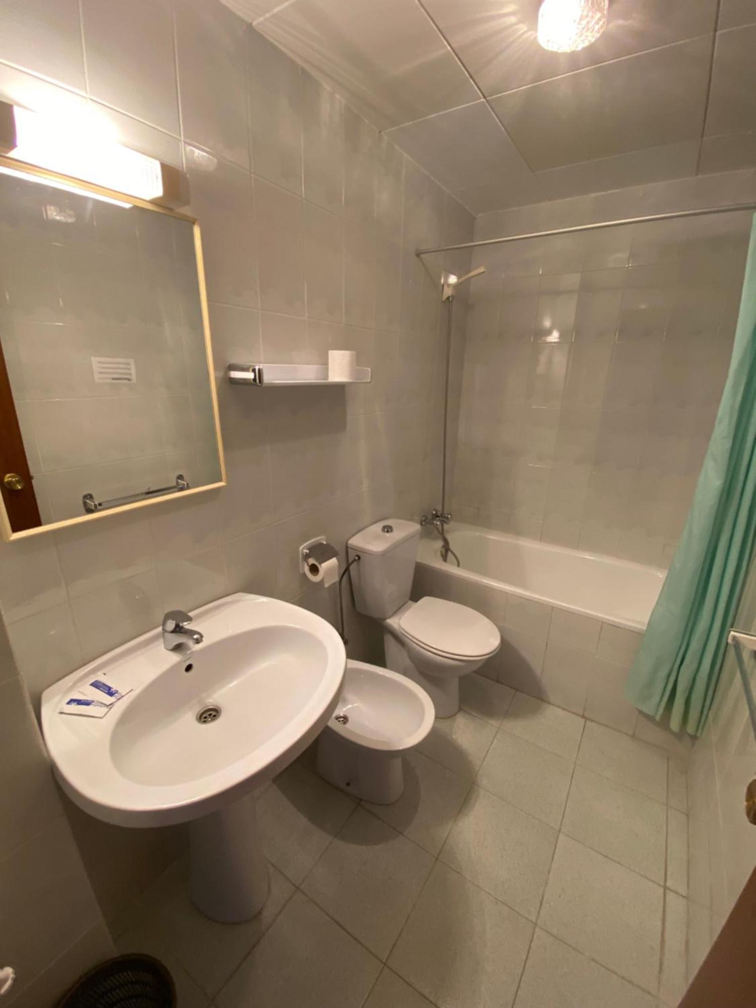 Double or Twin Room,1649905709:JPEG