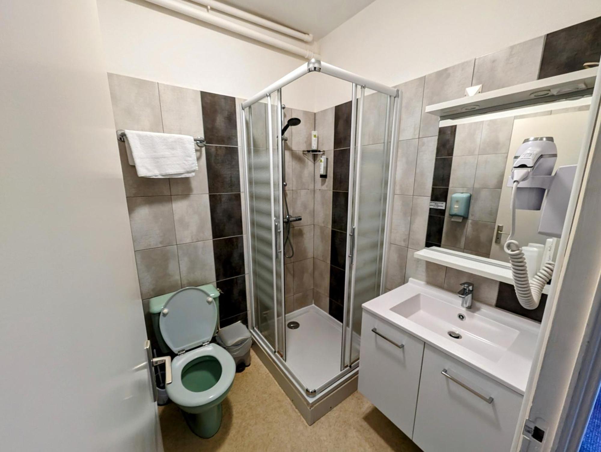 Double Room,1580204208:JPEG