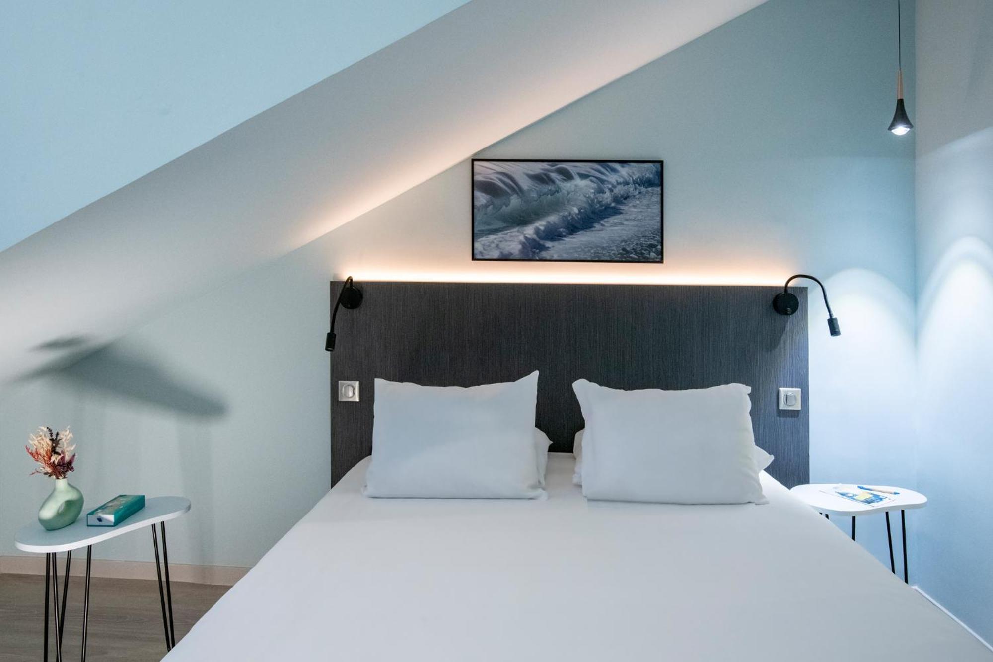 Comfort Queen Room Attic