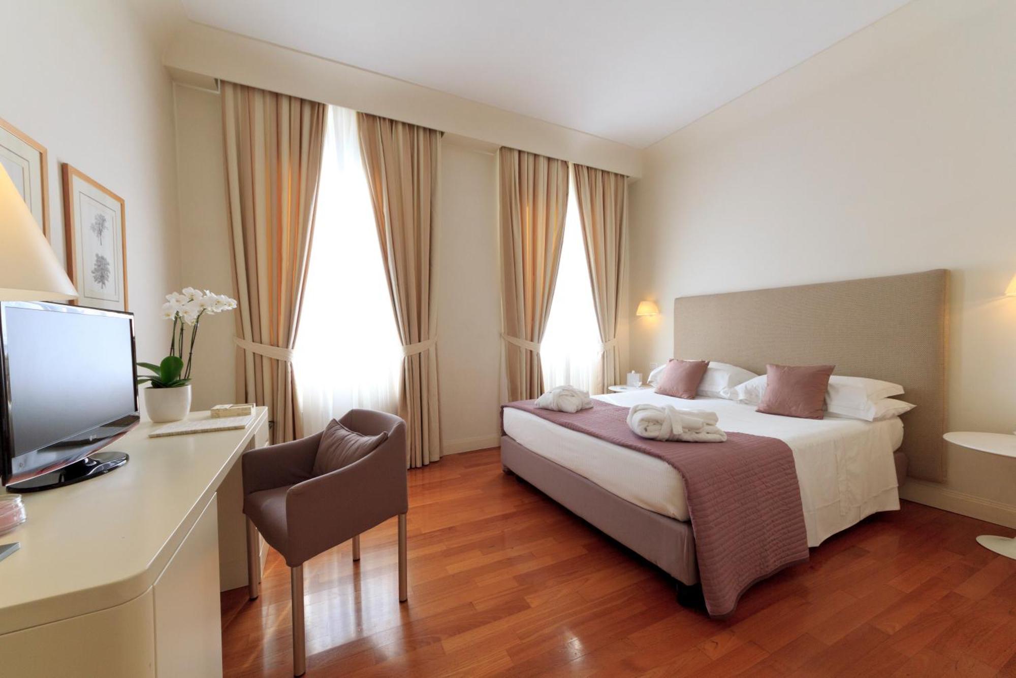 Top Floor Grand Suite