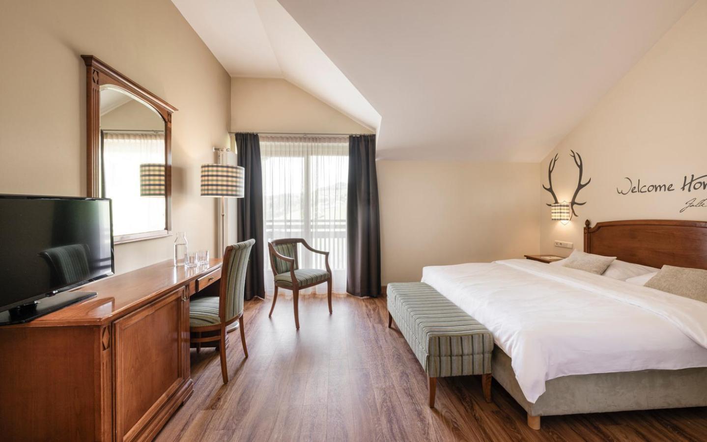 Superior Double Room,1534795180:JPEG