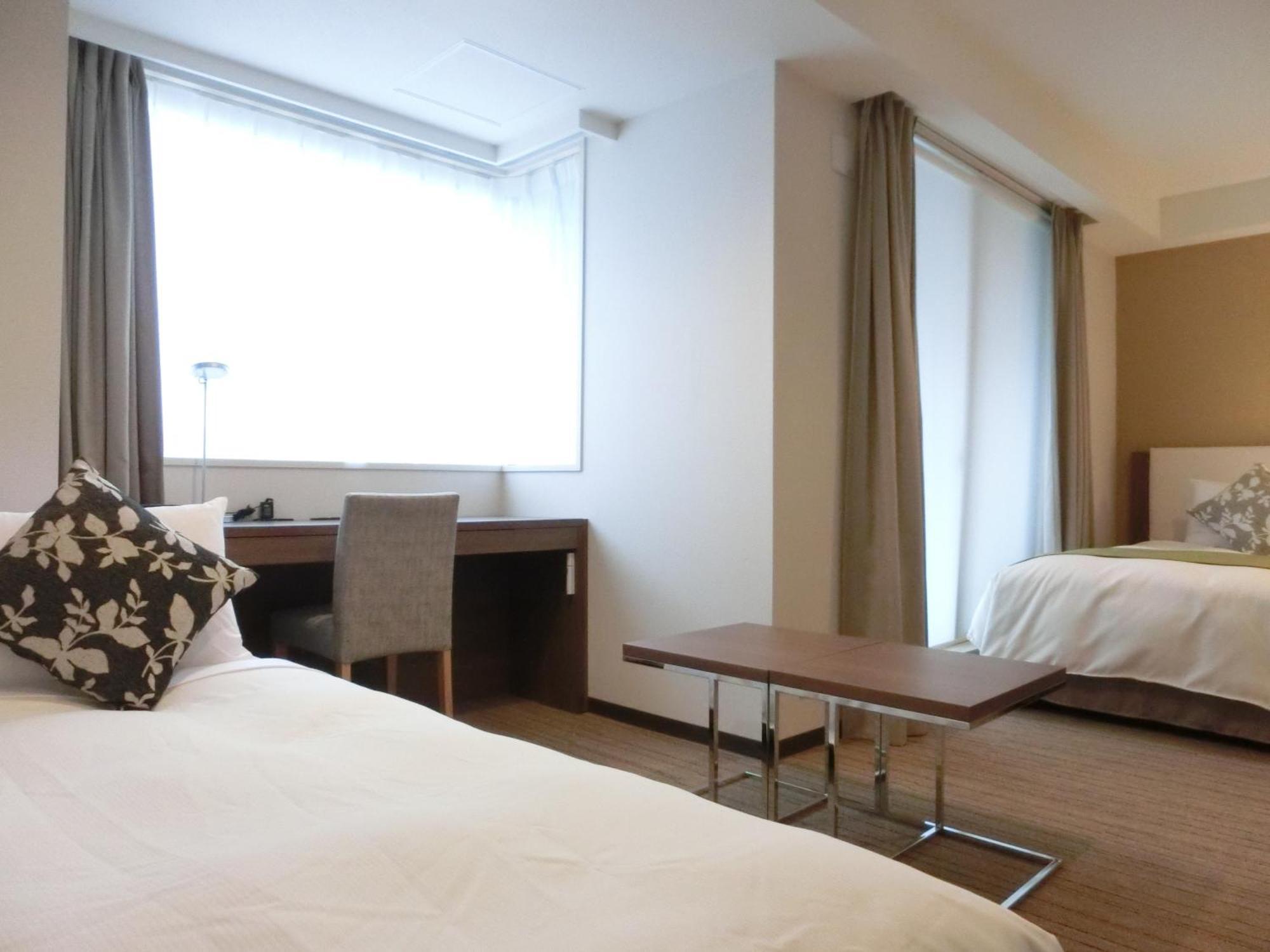 Superior Triple Room 29 sqmWasher or Dryer & Kitchenette 3 Guests Non-Smoking