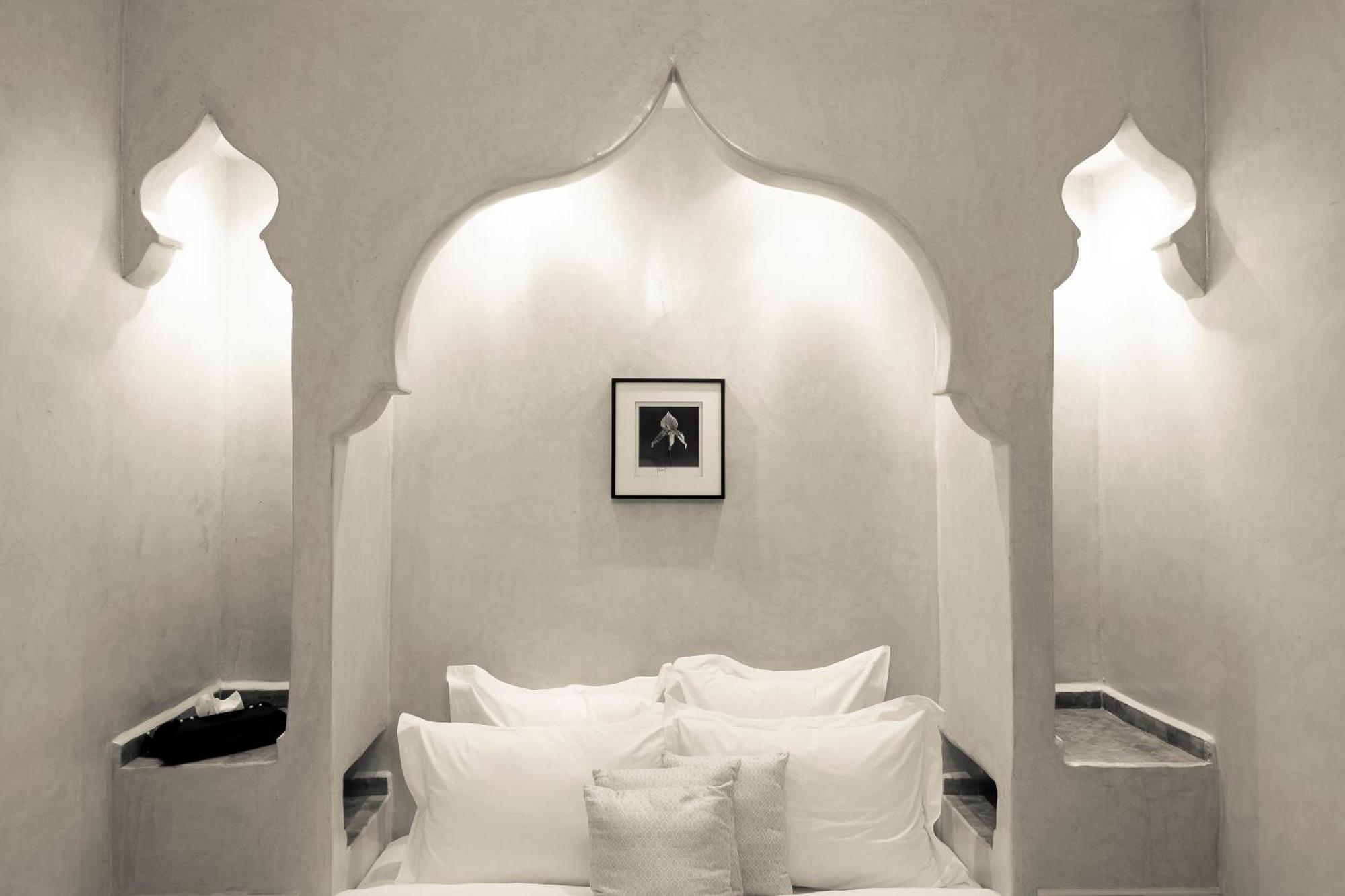 Superior Double Room The White Album