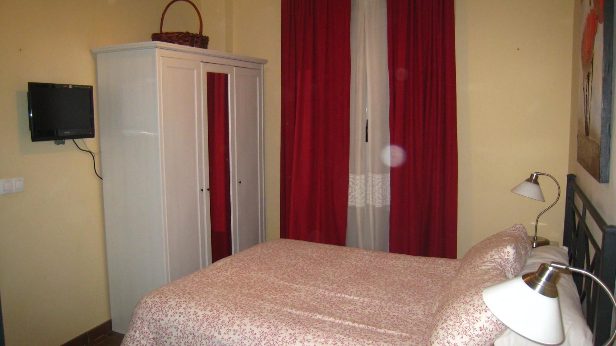 Double Room Private Bathroom