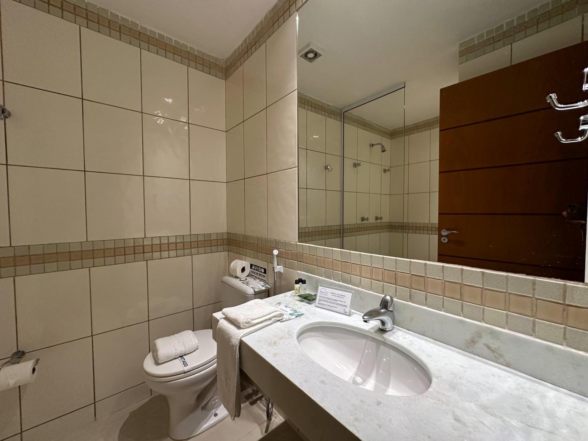 Suite Spa Bath Internal View