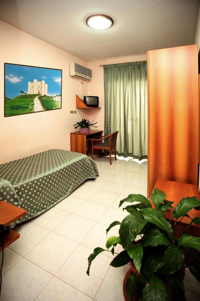 Single Room shared Balcony
