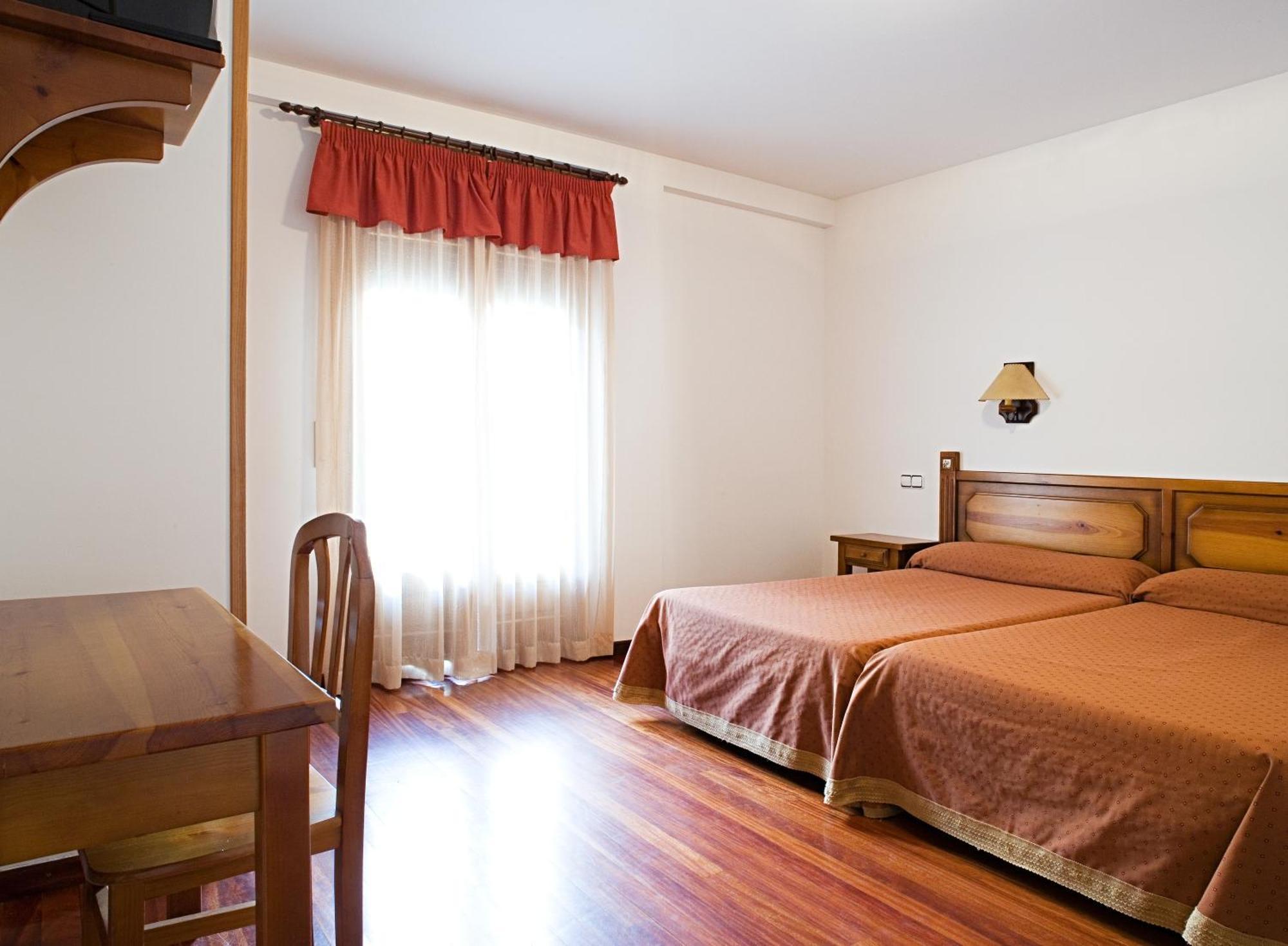 Twin Room Terrace