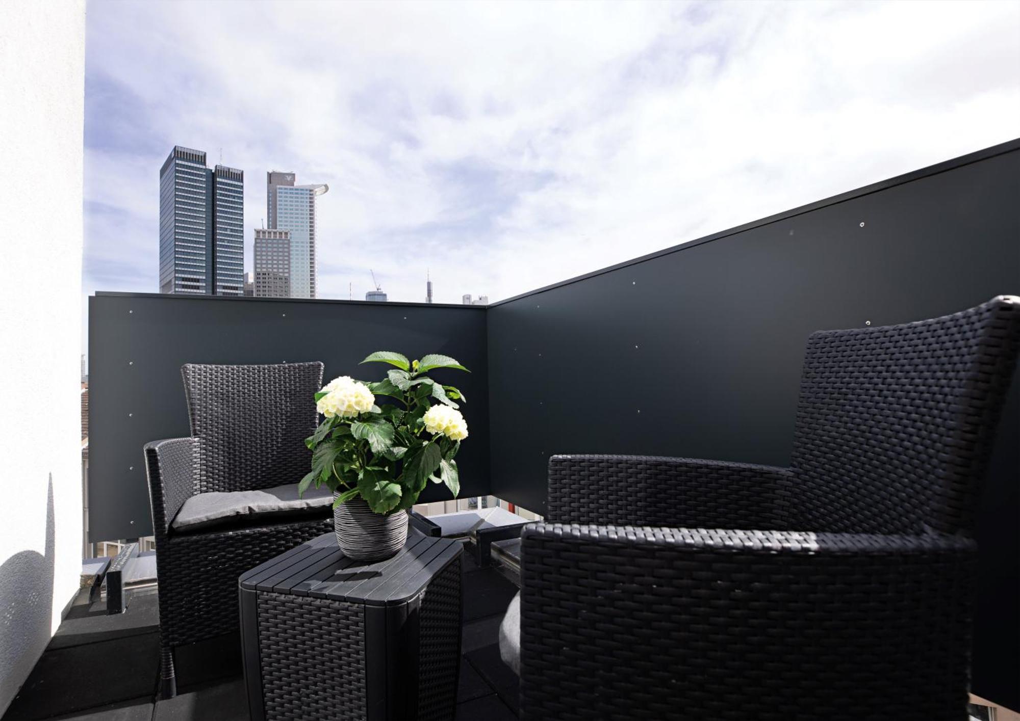 Single Room Balcony