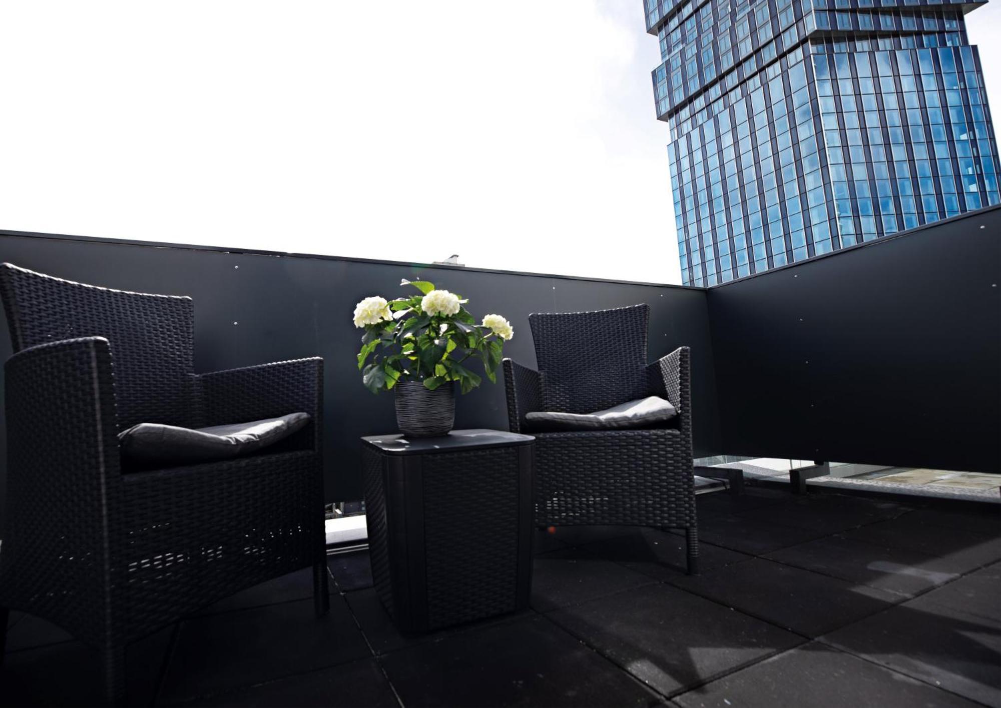 Single Room Balcony