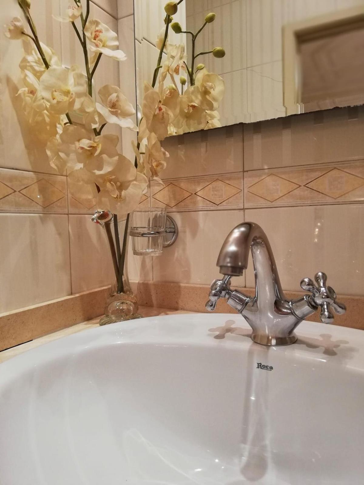 Double Room Private Bathroom