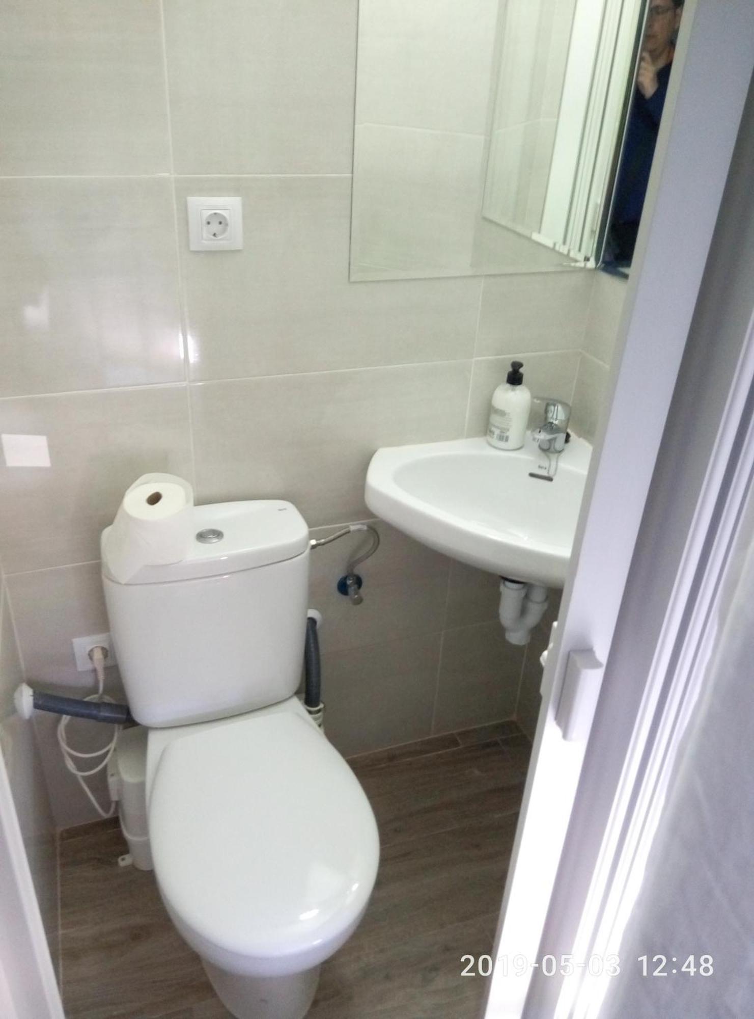 Twin Room Private Bathroom without shower
