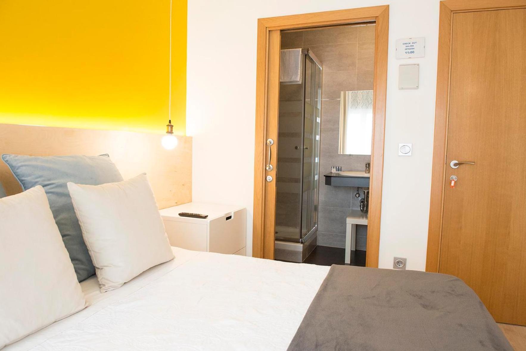 Double Room Private Bathroom