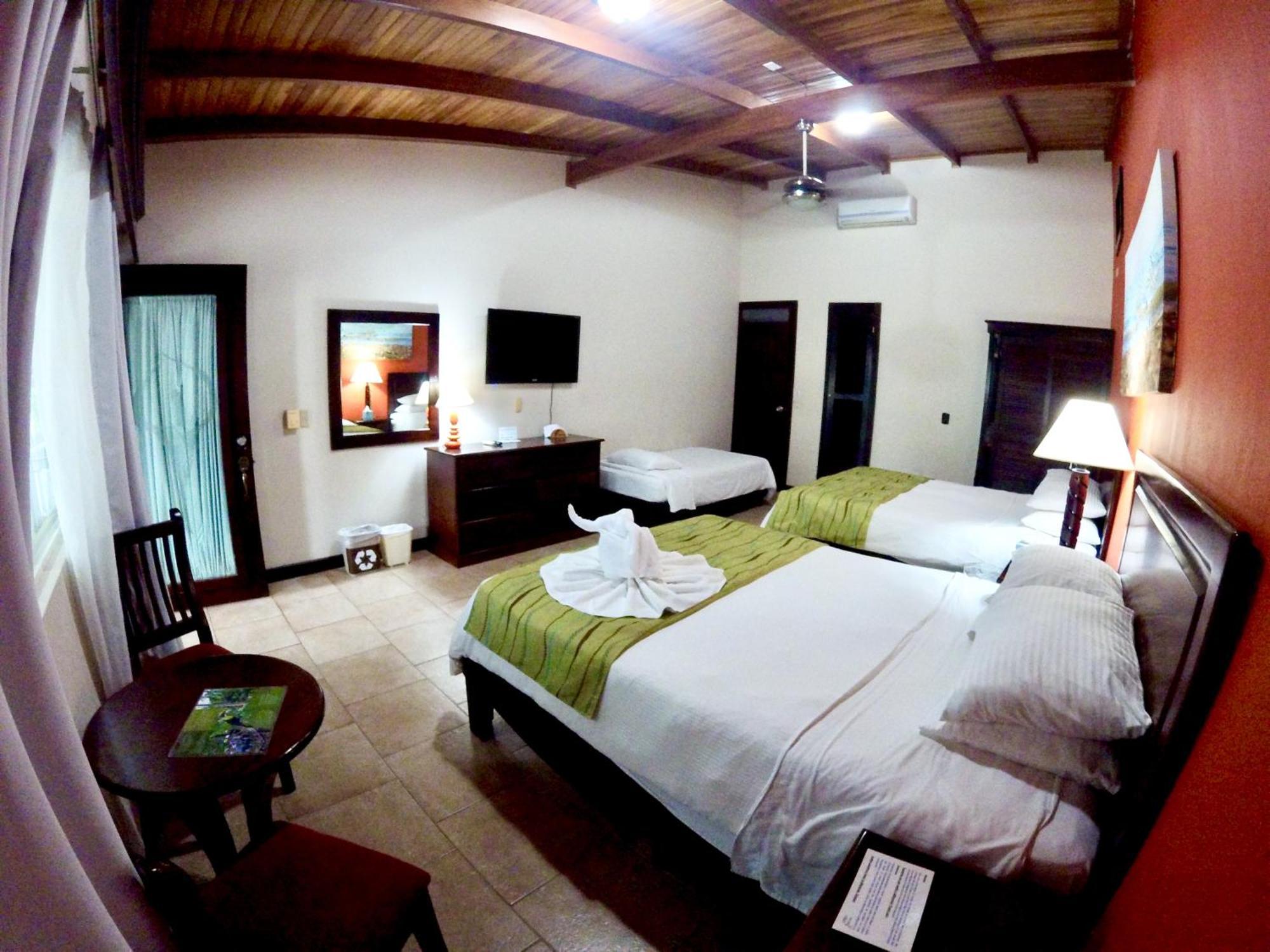 Budget Room facing main road