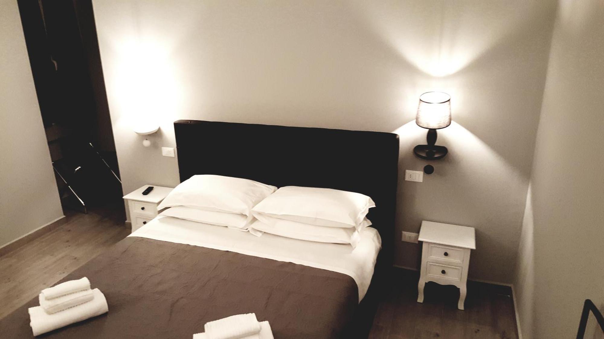 Luxury Large Apartment 2 Private Bathrooms