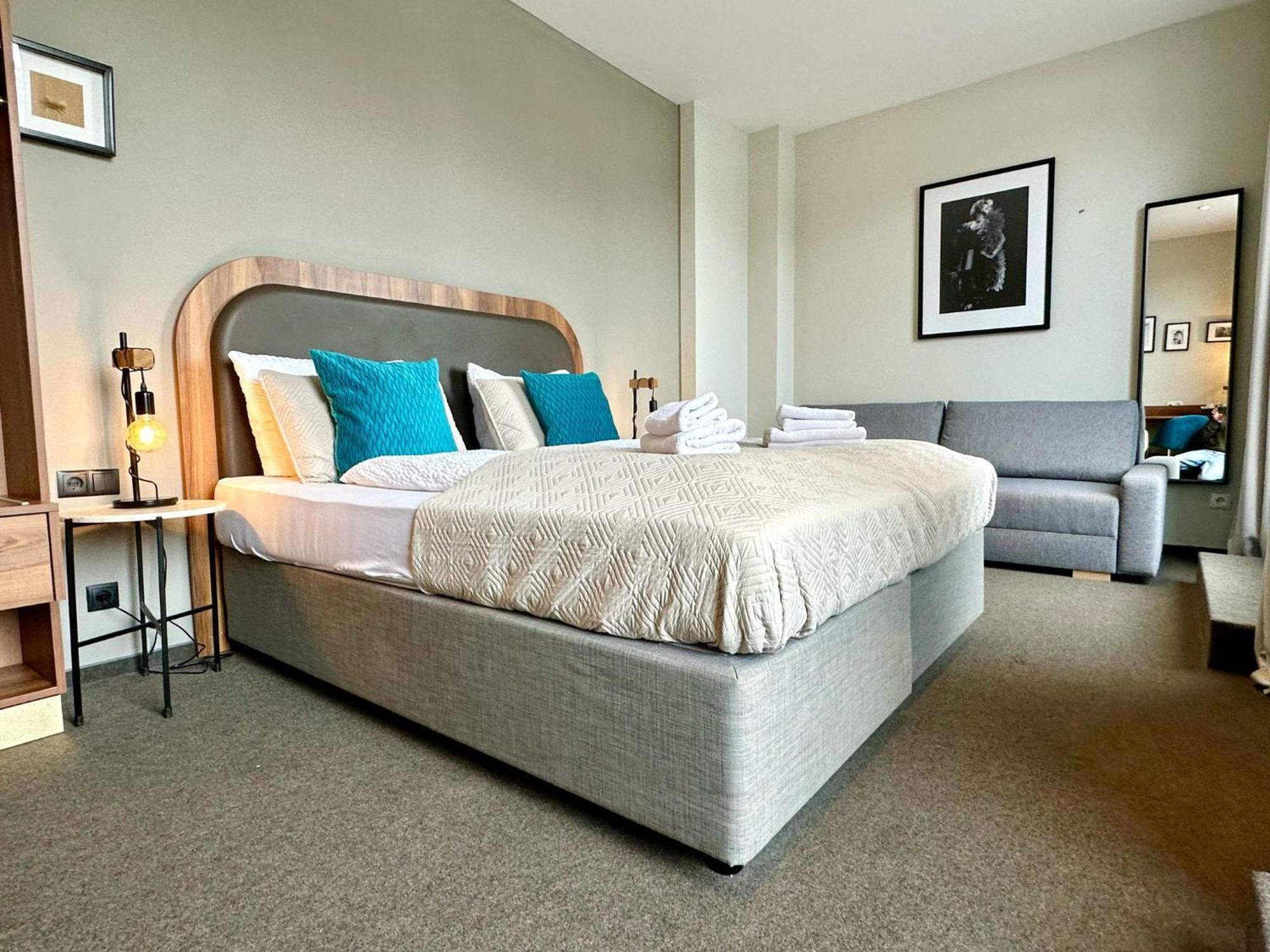 Quadruple Room Terrace