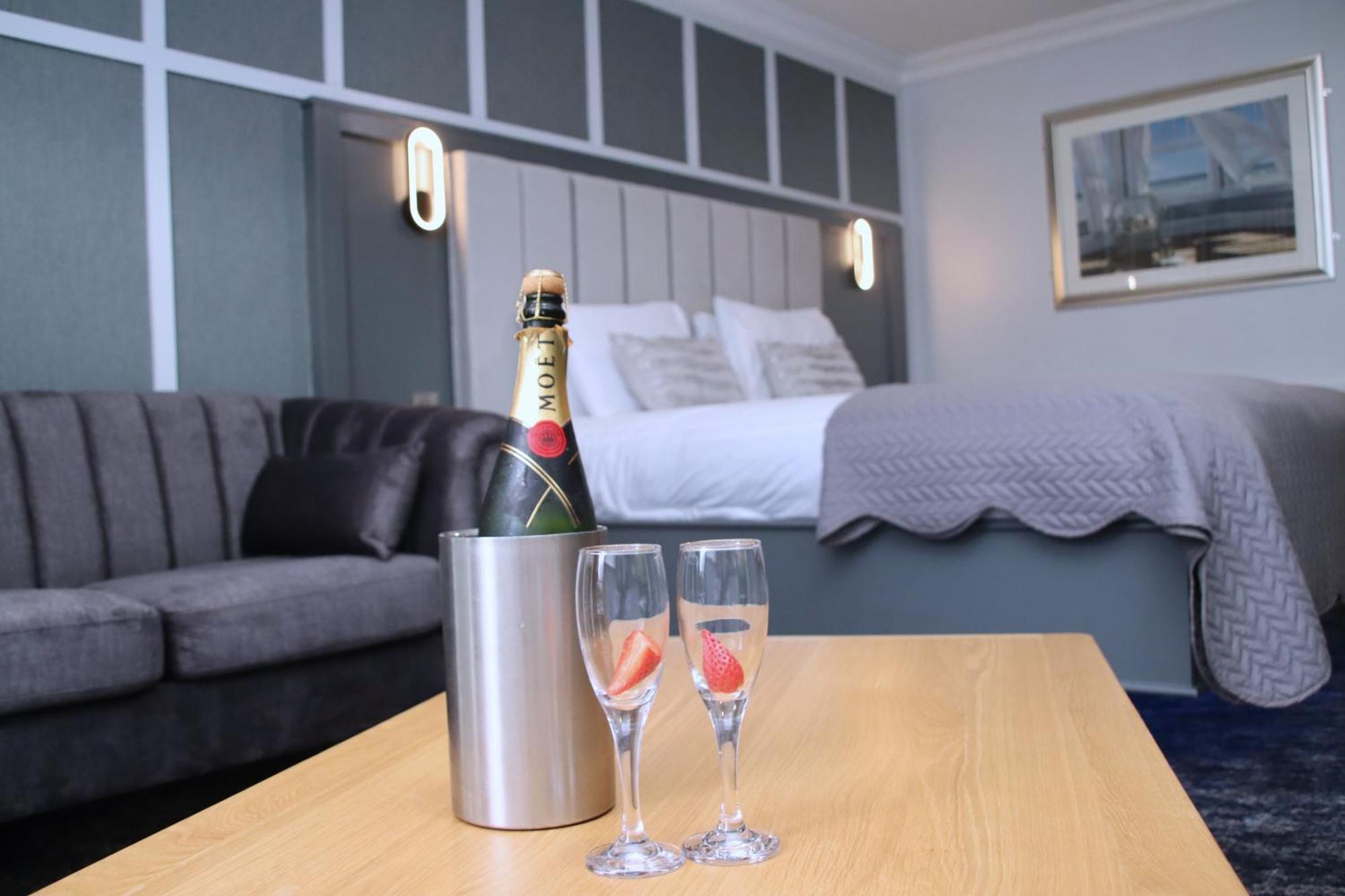 Superior King Room