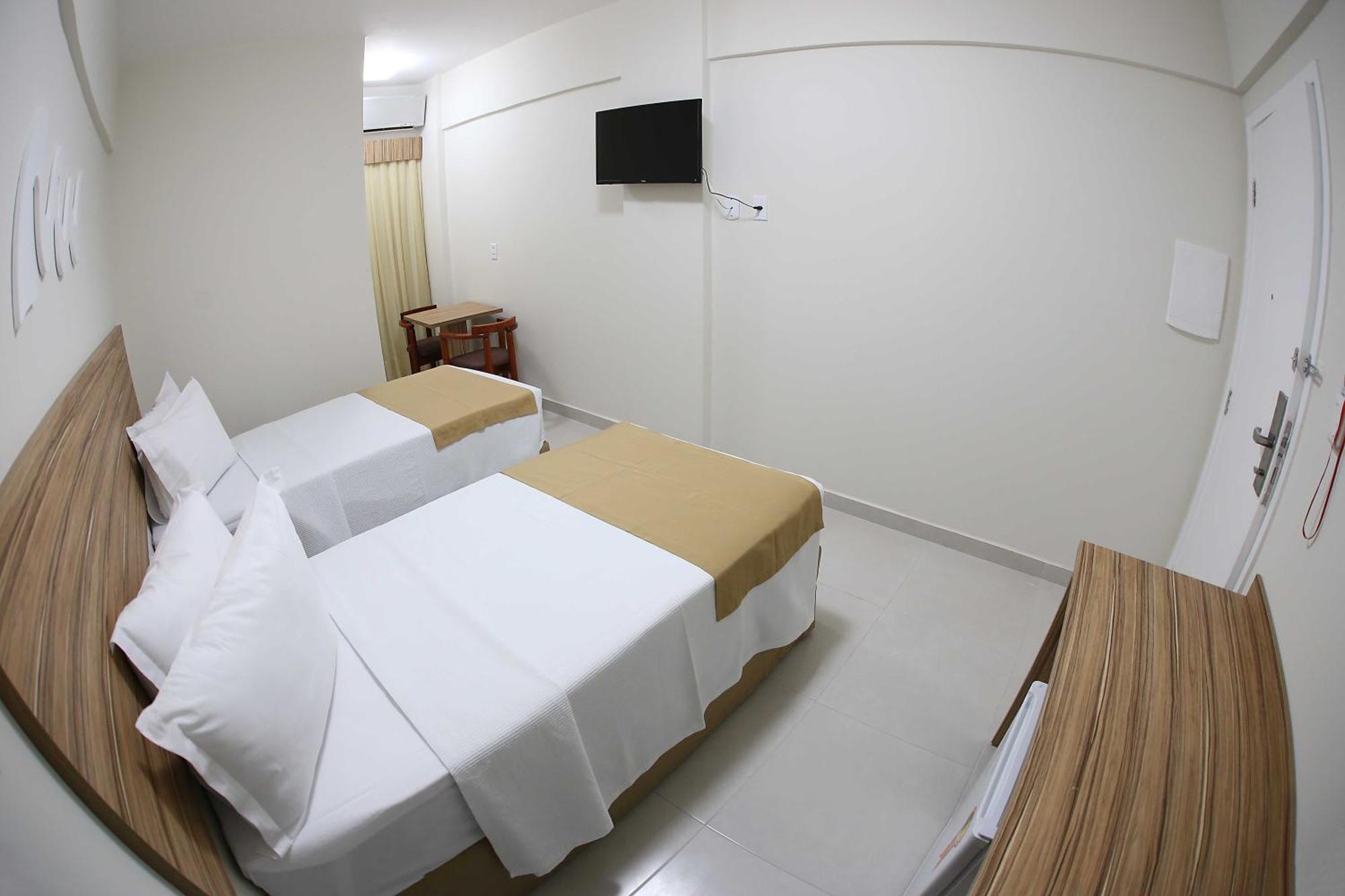 Quarto Duplo Cama de Casal