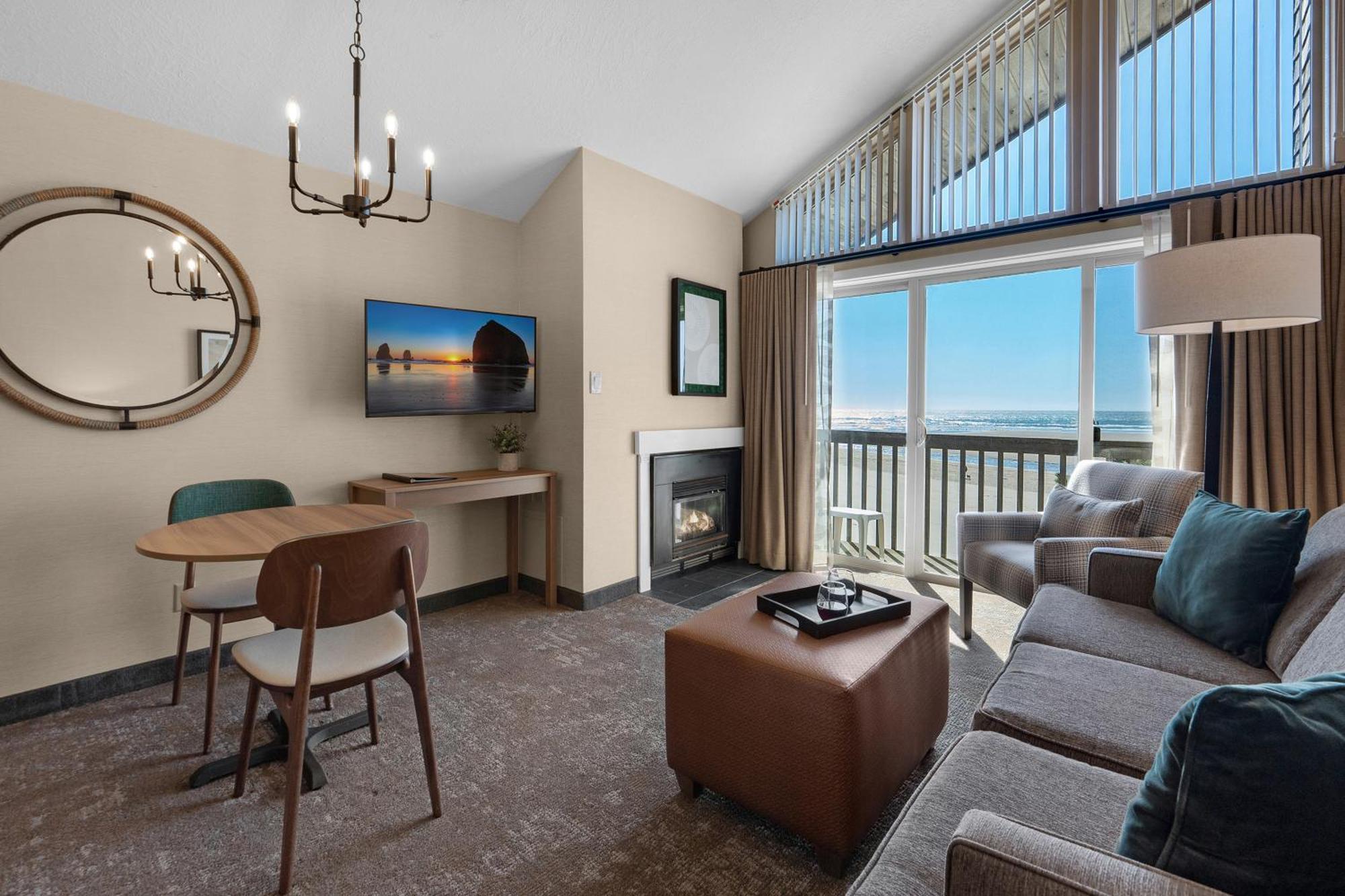 Queen Suite Oceanfront