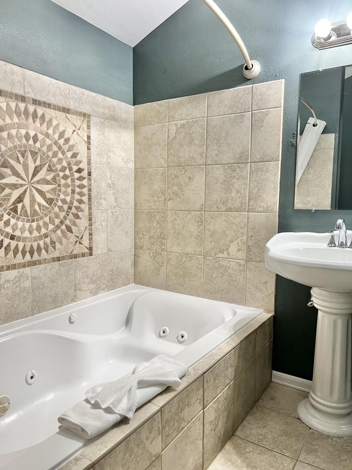 Queen Room Spa