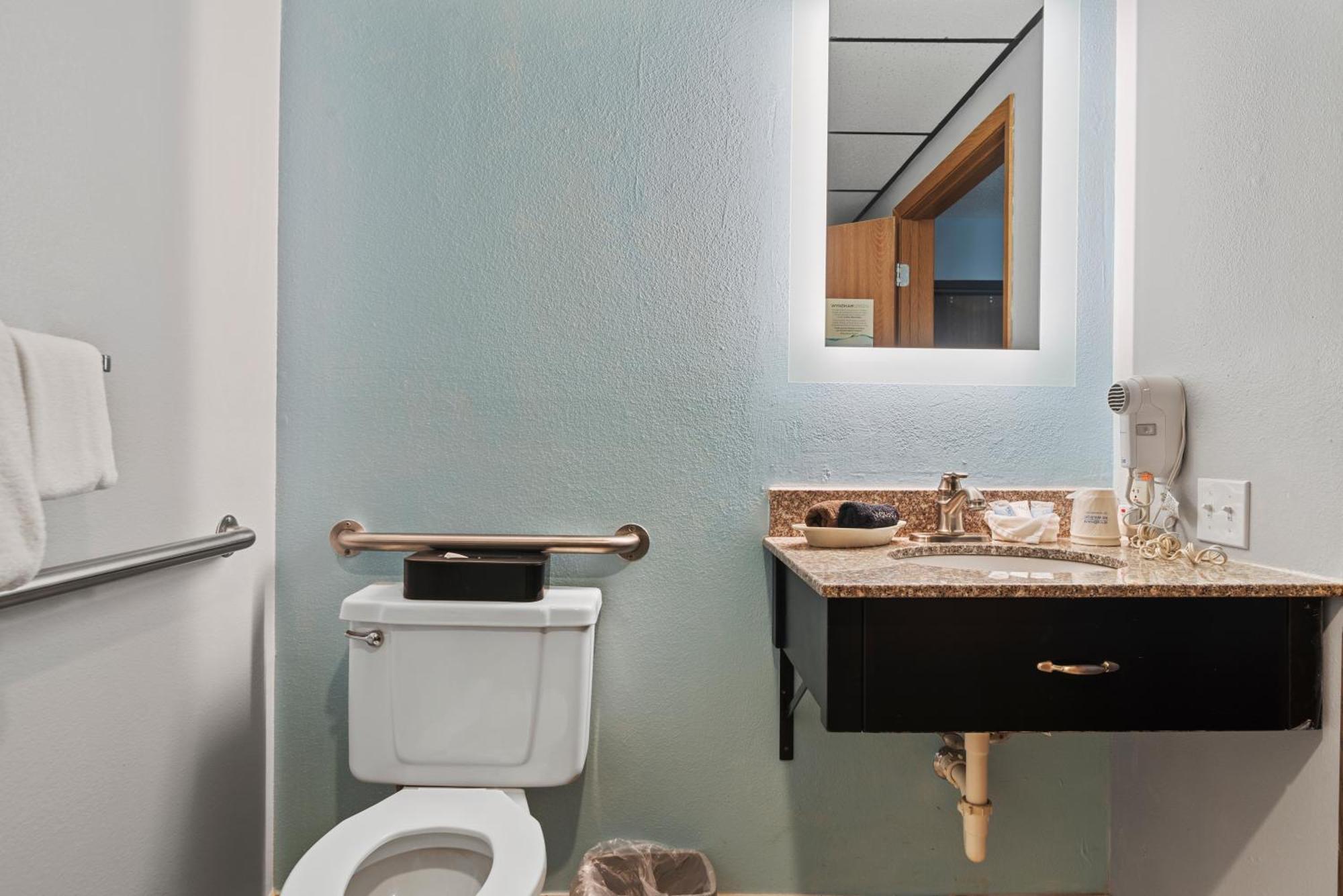 King Room Mobility Access or Non-Smoking