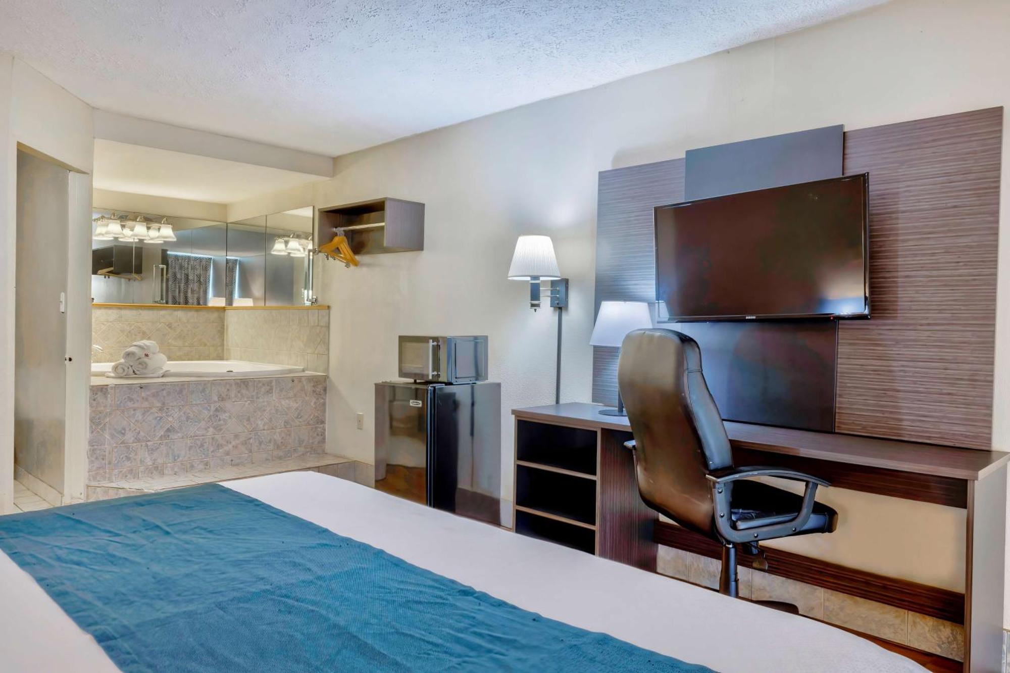 King Room Spa Bath Non-Smoking