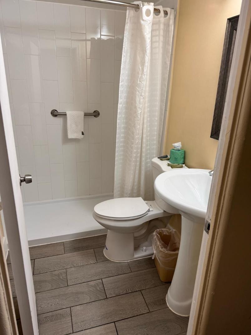 Double Room Two Double Beds Non-Smoking