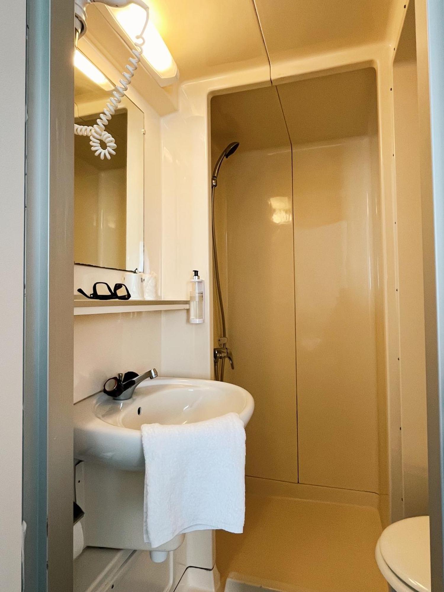 Triple Room,1583658422:JPEG
