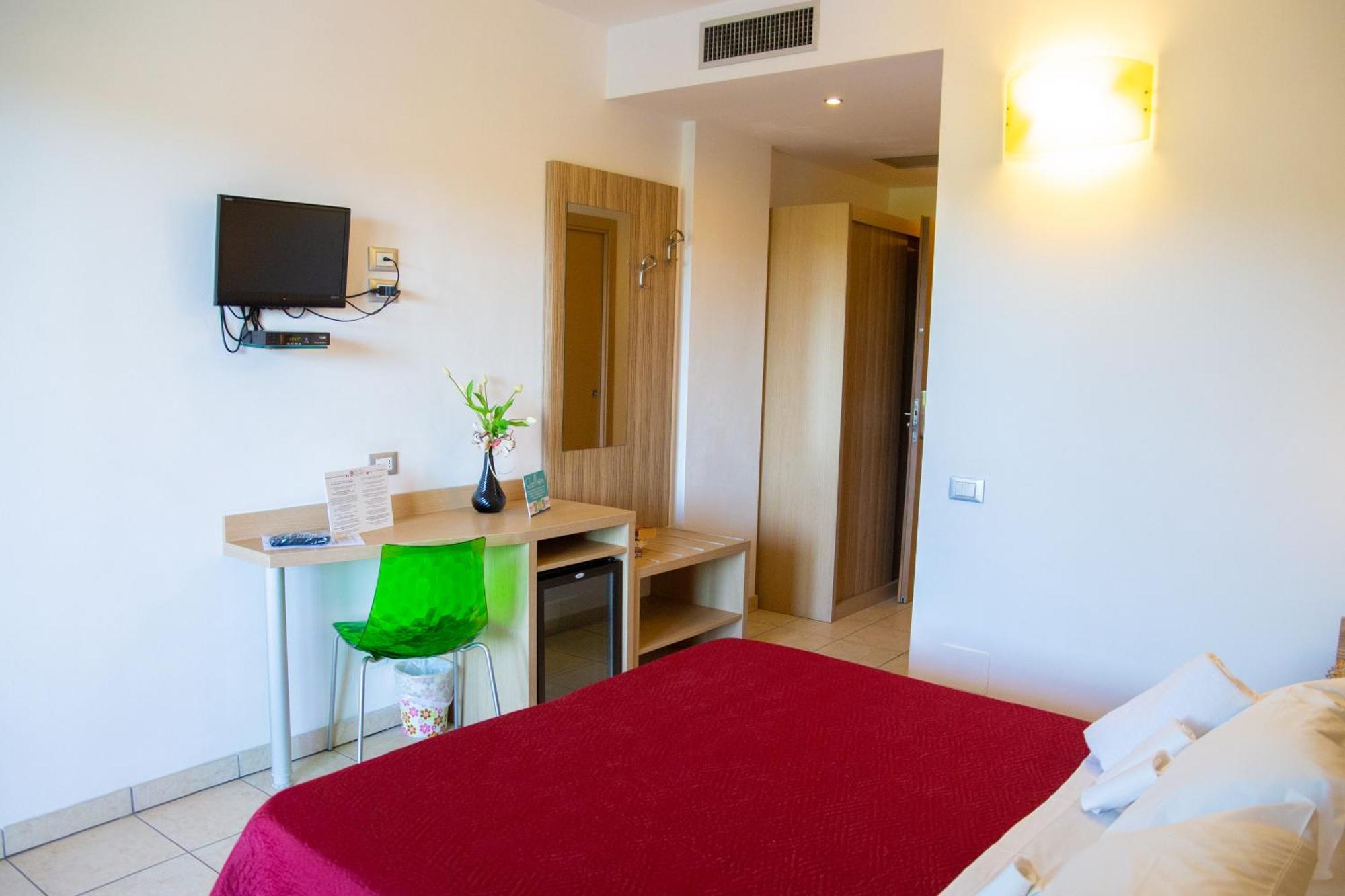Deluxe Double or Twin Room Balcony
