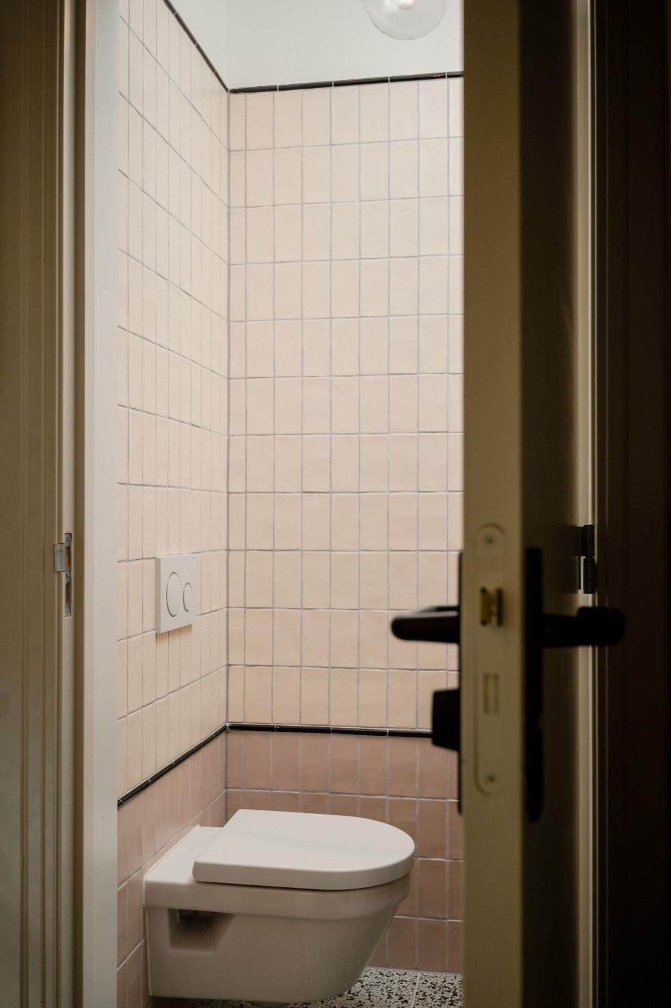 Tiny Room