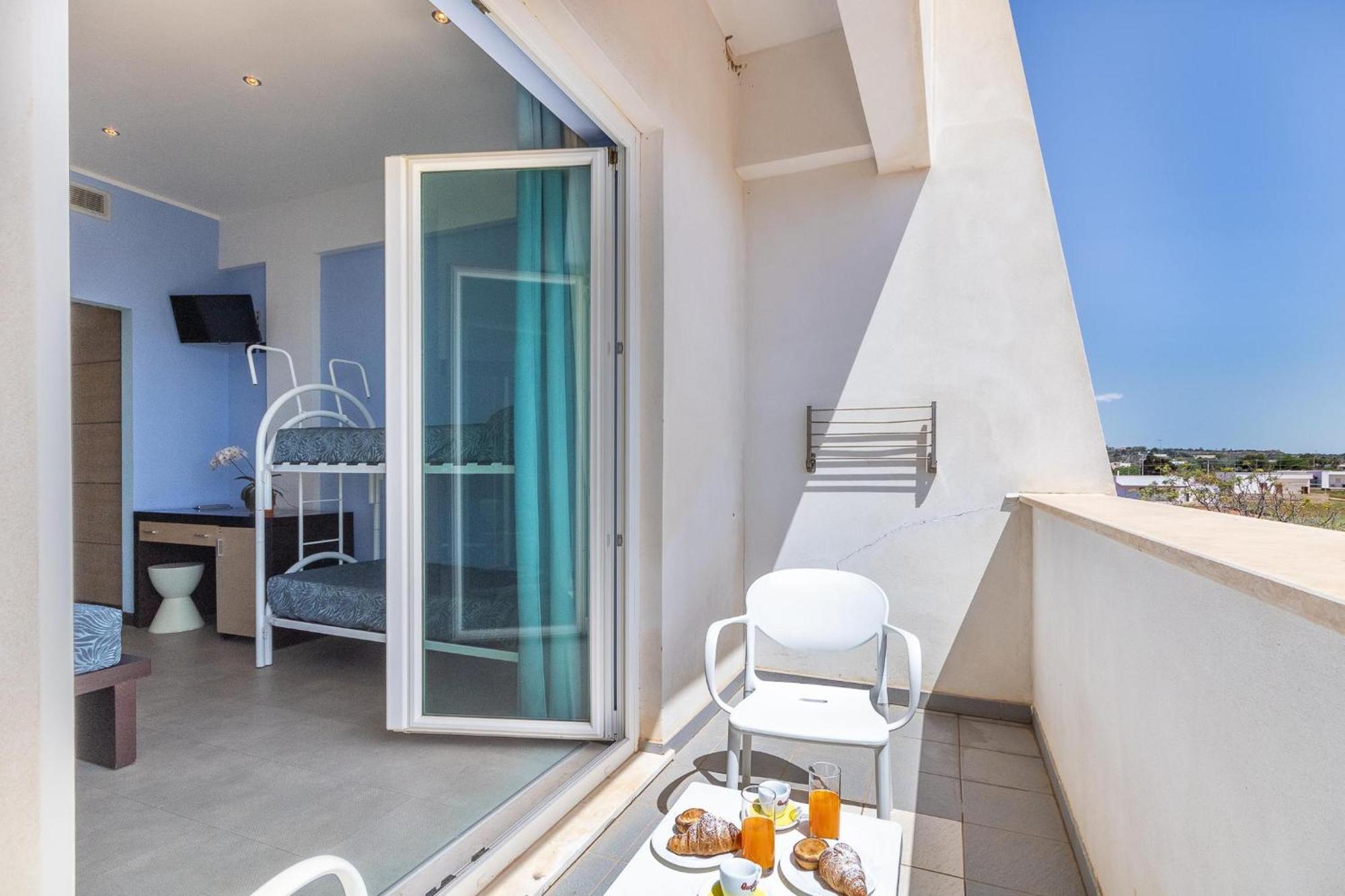 Quadruple Room Balcony See View