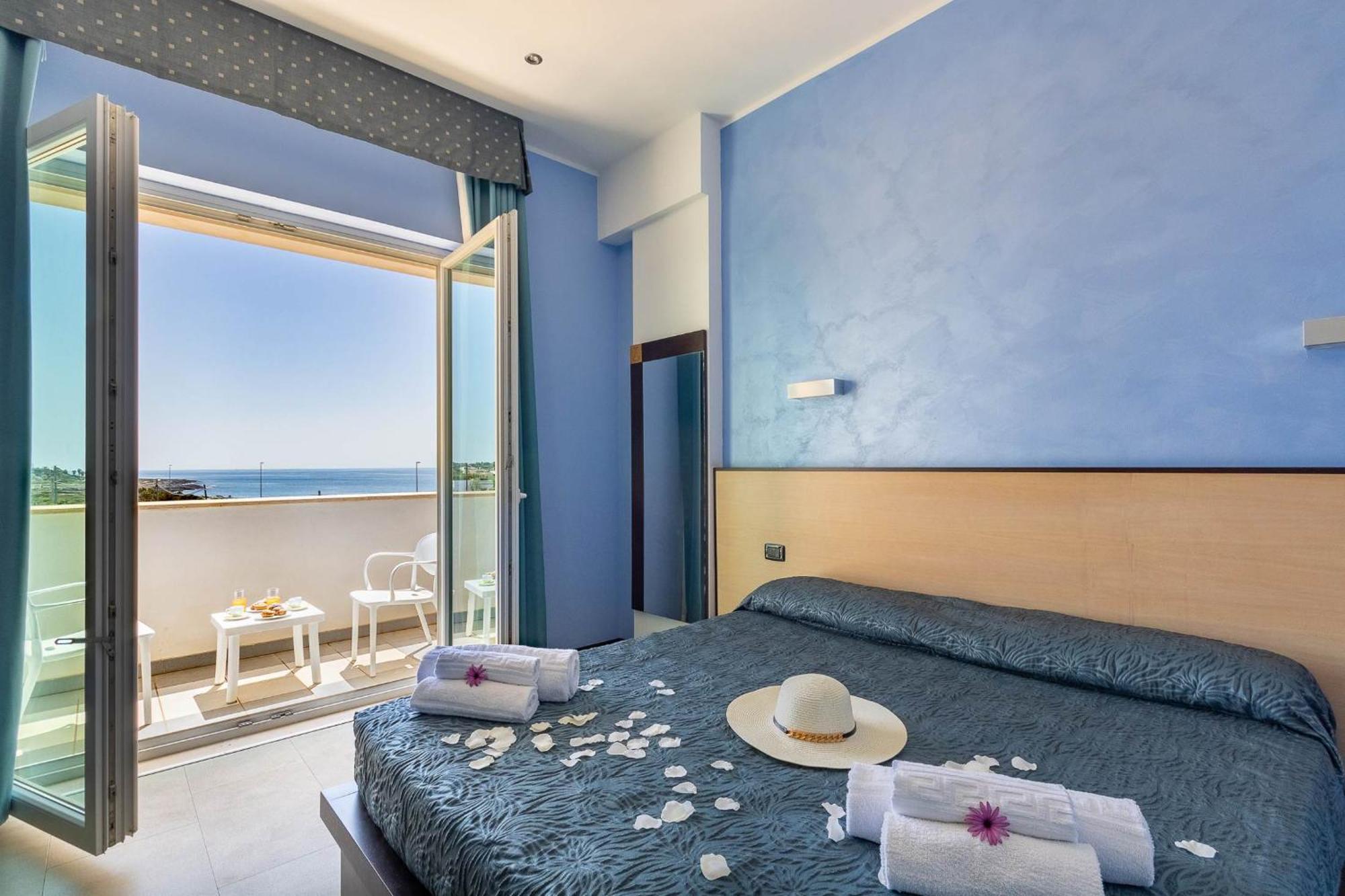 Double Room Balcony Sea View