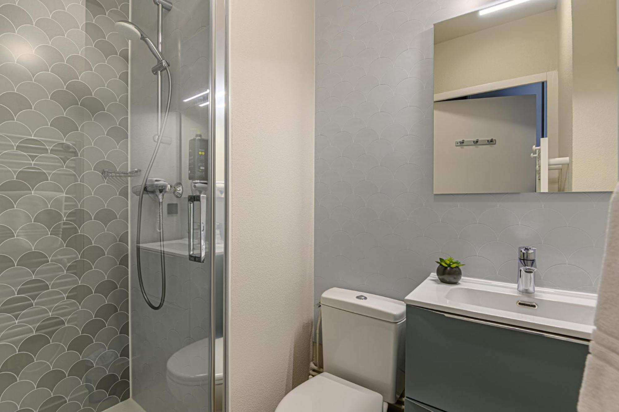 Comfort Two-Room Apartment,1584415676:JPEG