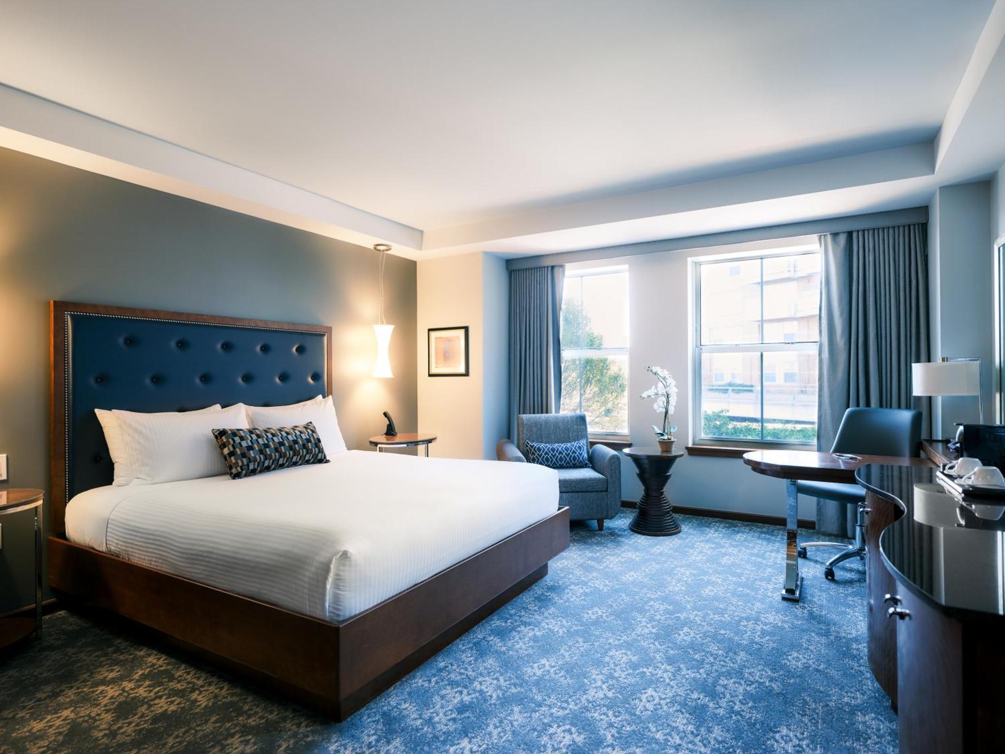 Premier King Room with Water View,1584469765:JPEG