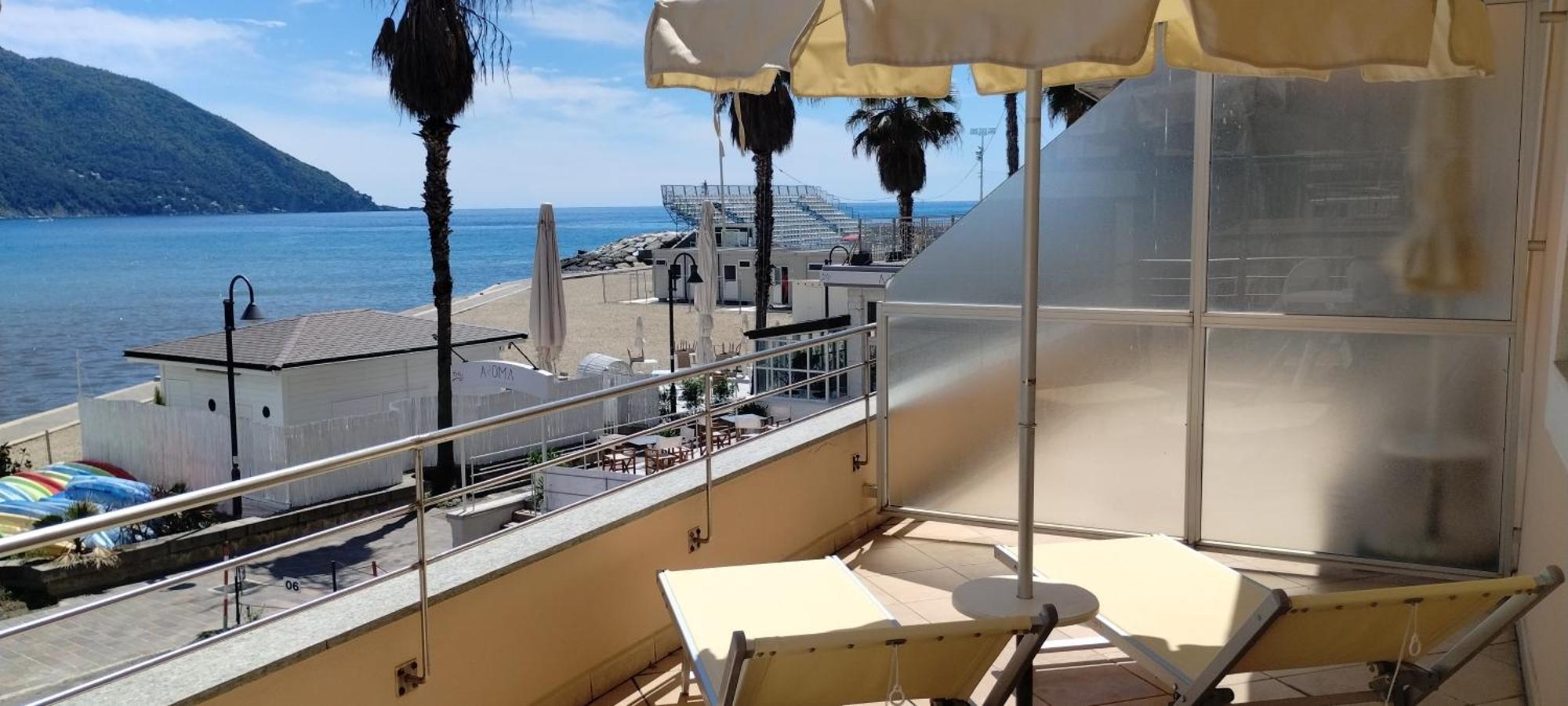 Deluxe Double Room Balcony Sea View