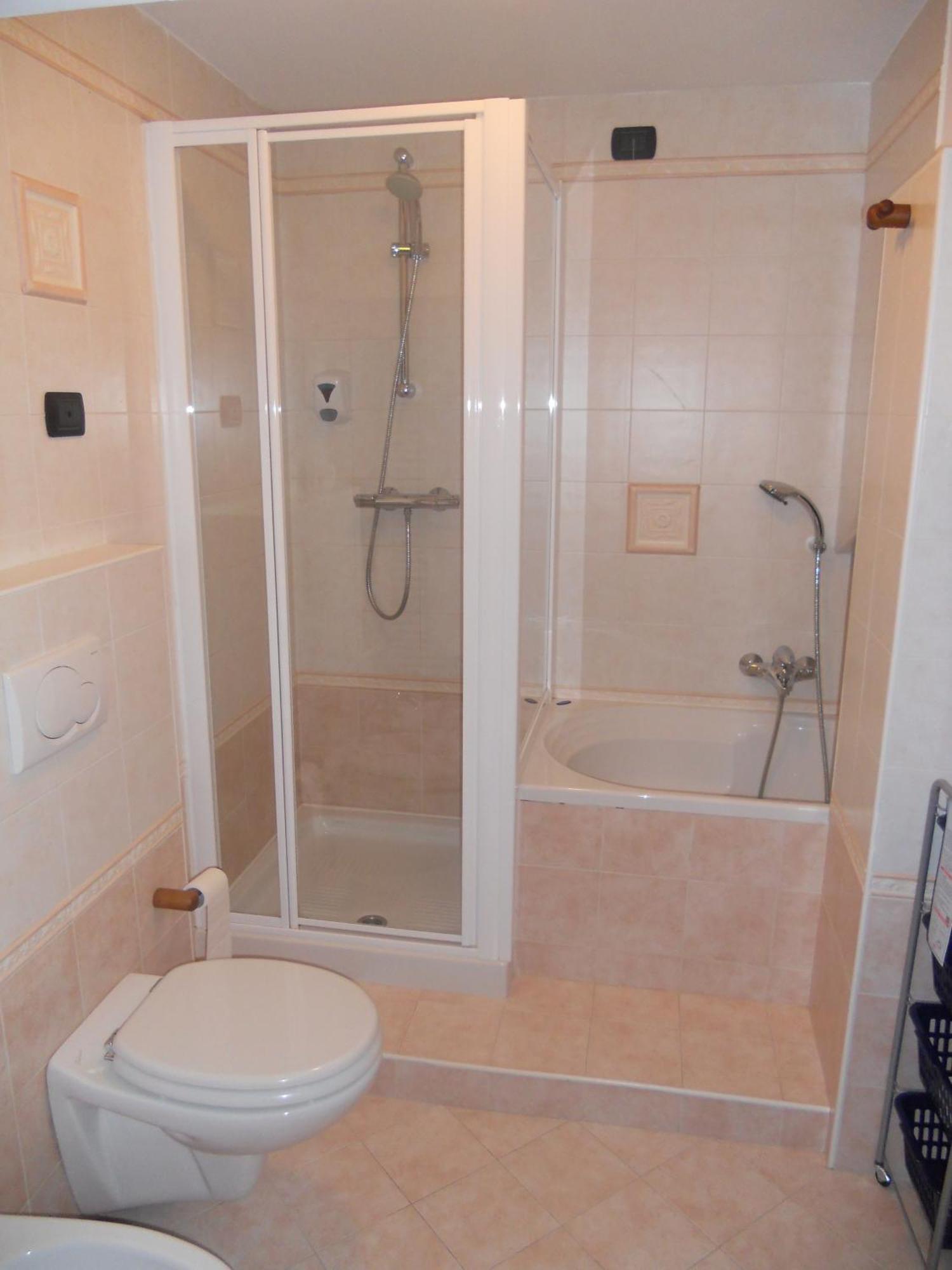 Double or Twin Room Mountain View