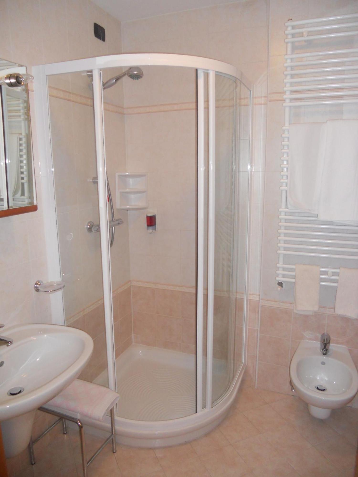 Double or Twin Room Mountain View