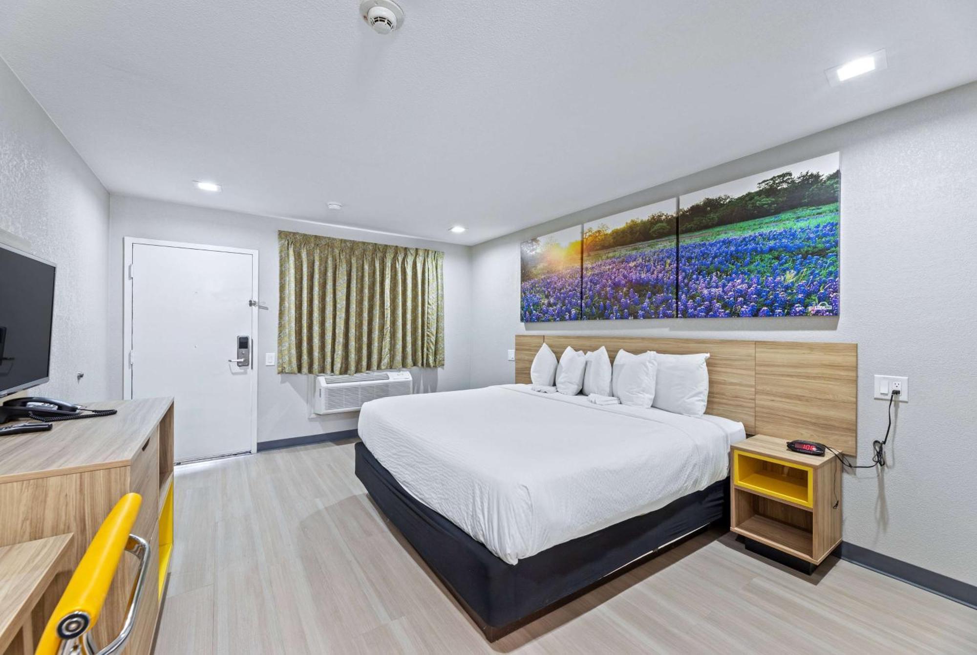 King Room Non-Smoking