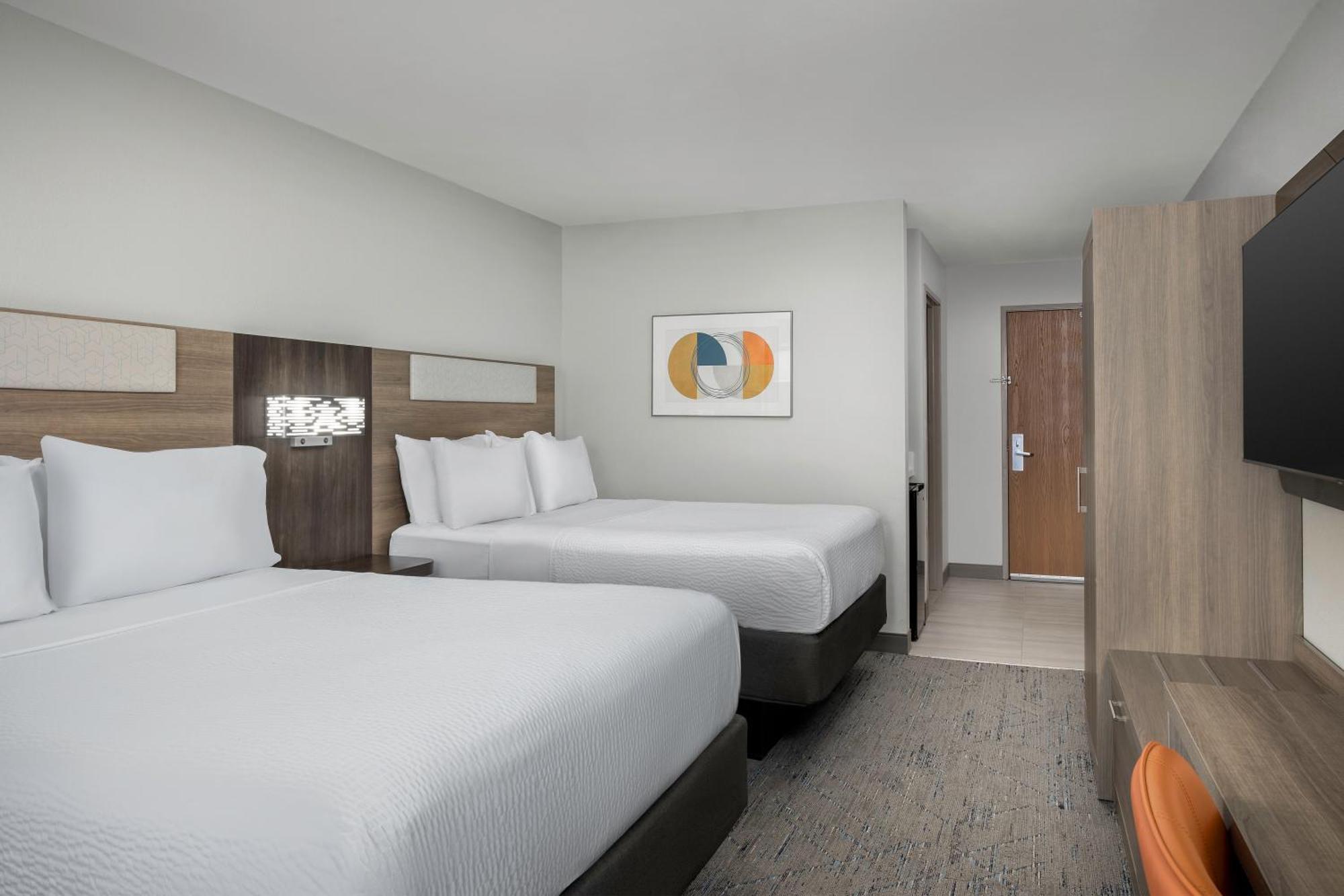 Standard Room Two Queen Beds