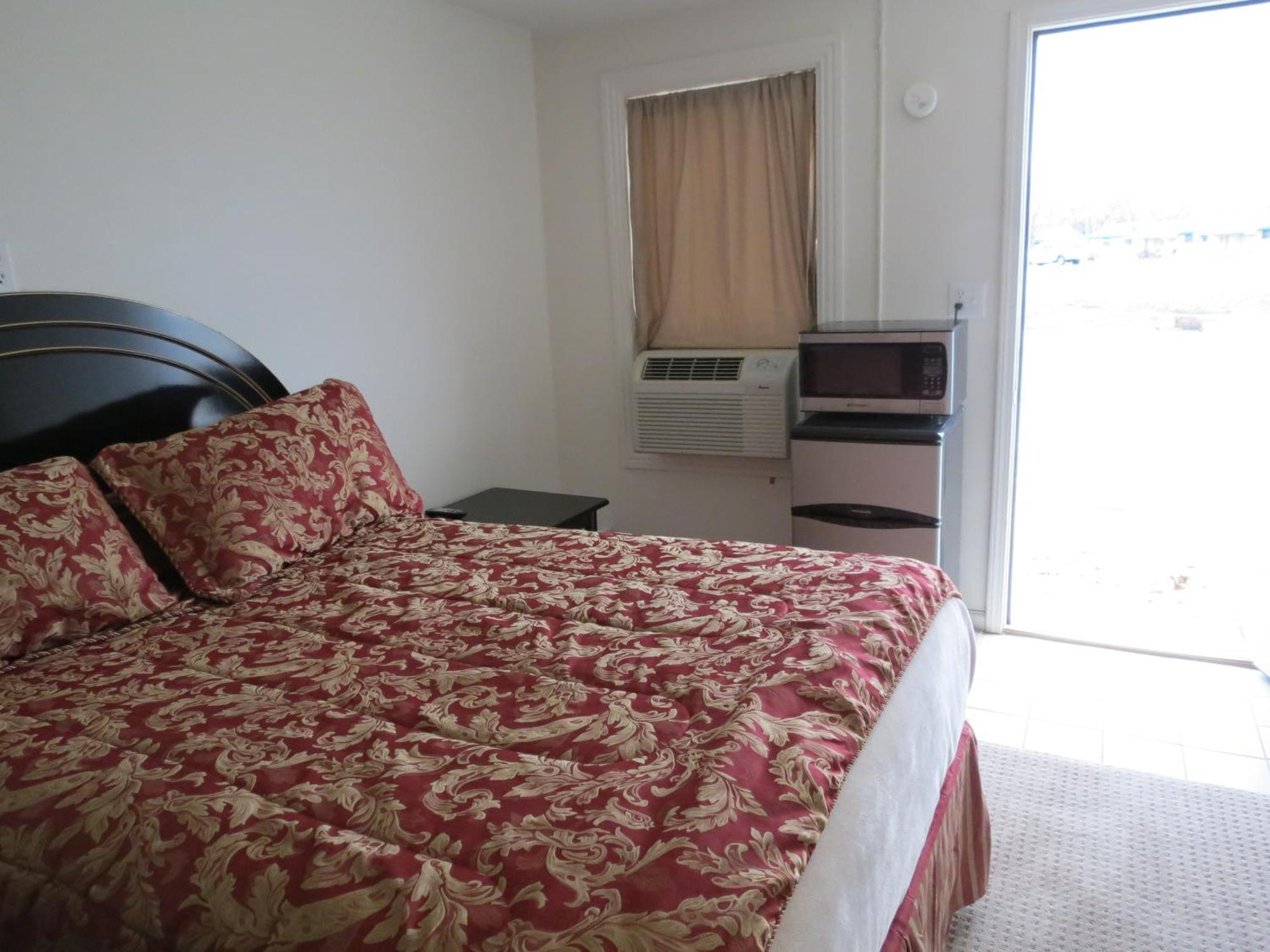 Queen Room