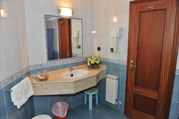 Small Twin Room