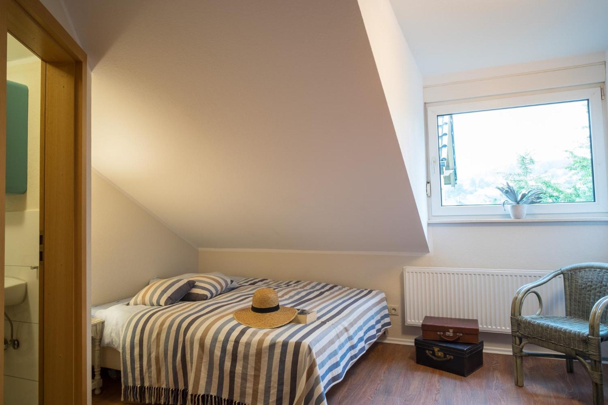 Small Single Room