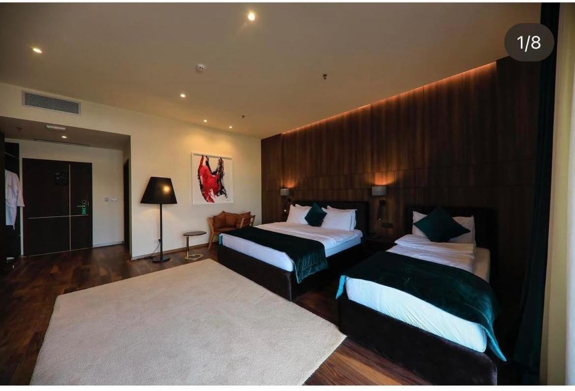 Large Twin Room