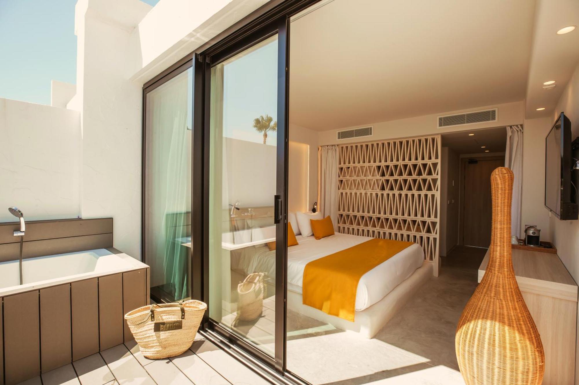 Terrace Room