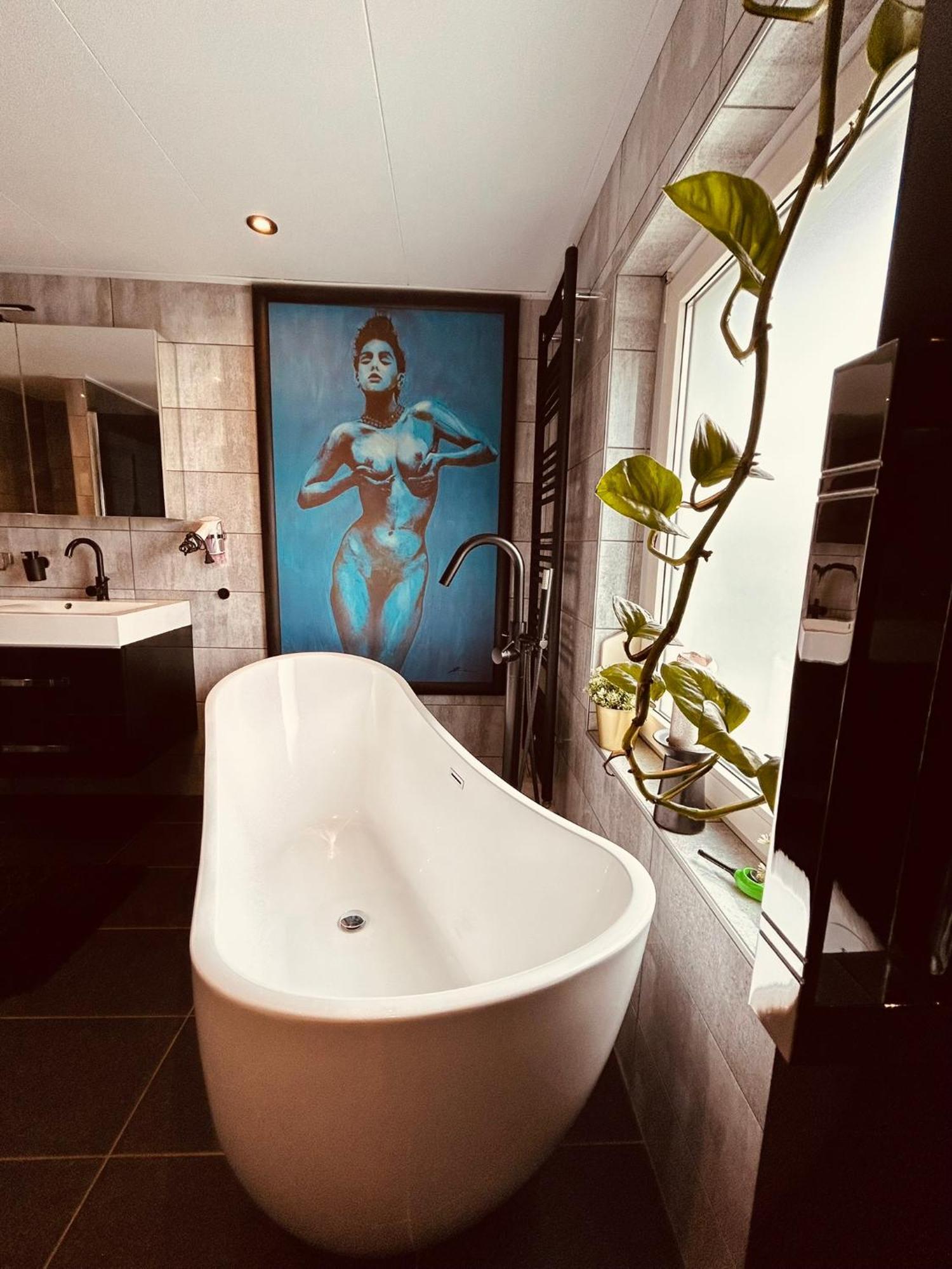 Family Room Bathroom