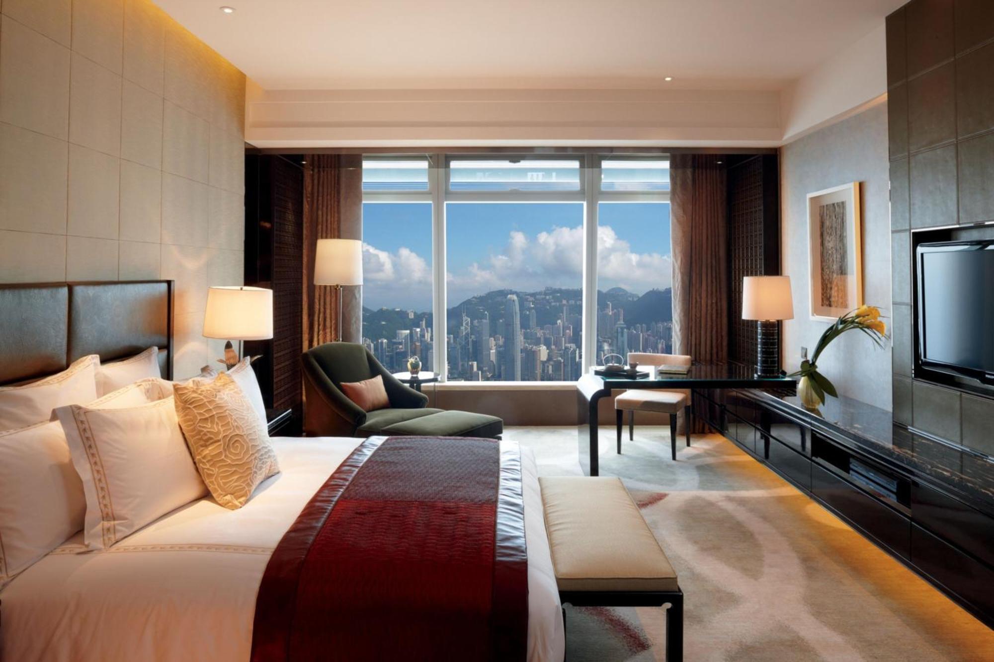Deluxe Victoria Harbour King Room